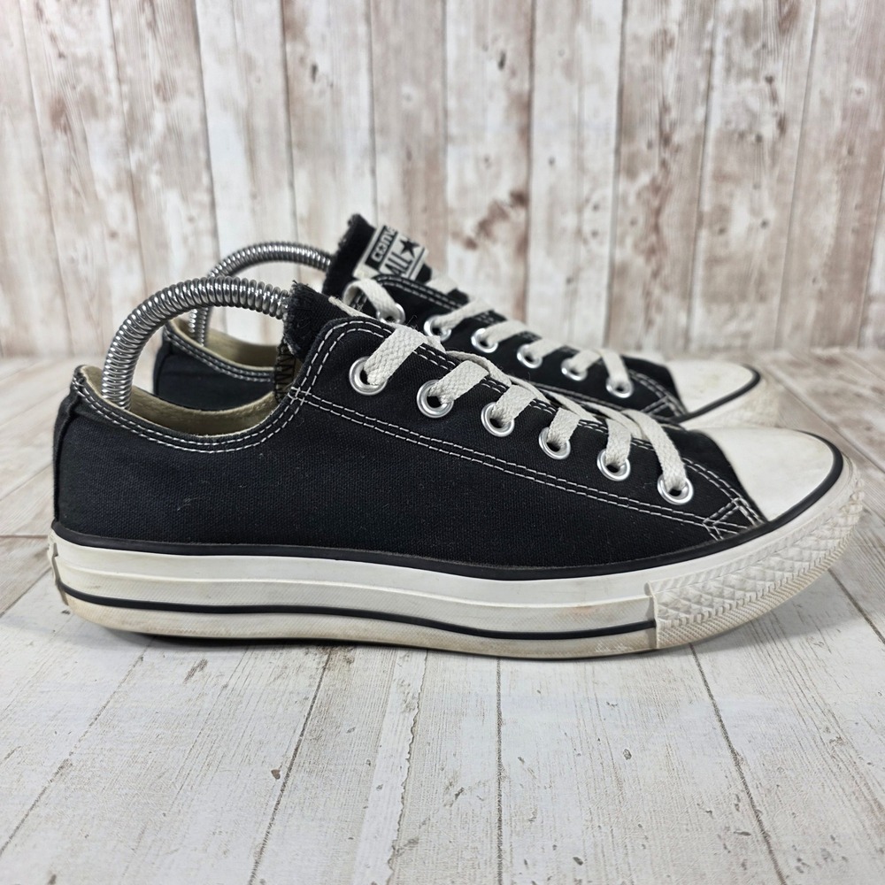 Converse Chuck Taylor All Star Low Top Black Canvas Sneakers M9166 Womens 9